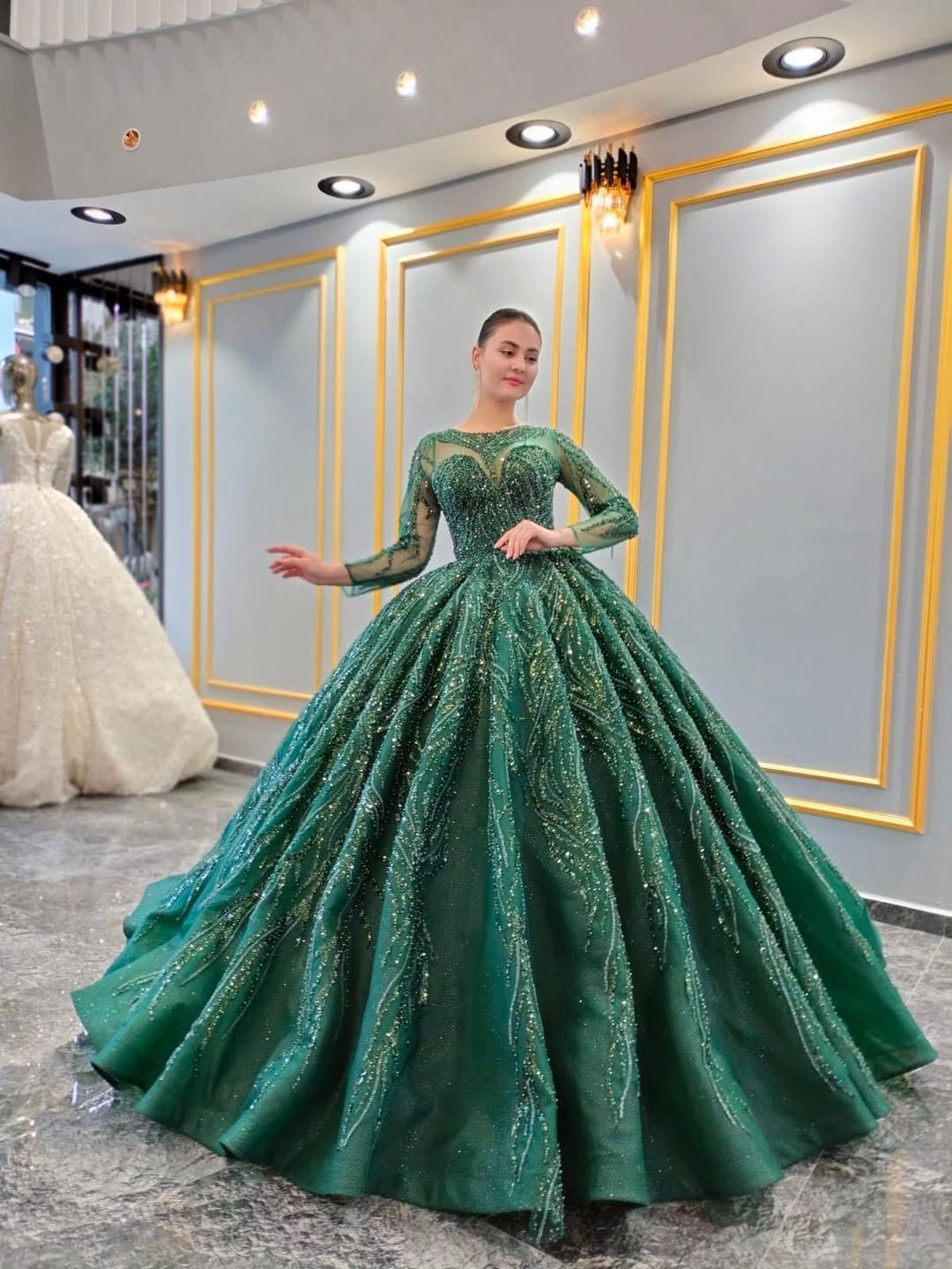 شارع ابوبكر-مقابل البنك العربي-قرب مكتبة الشلبي